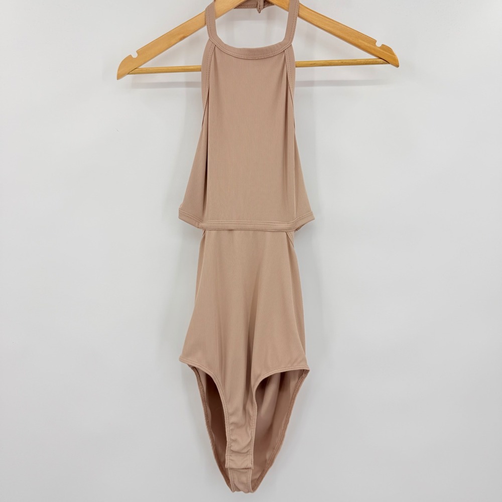 Forever 21 Womens Ribbed Knit Halter Bodysuit Coffee Tan Side Cutouts Size M NEW - Picture 2 of 10